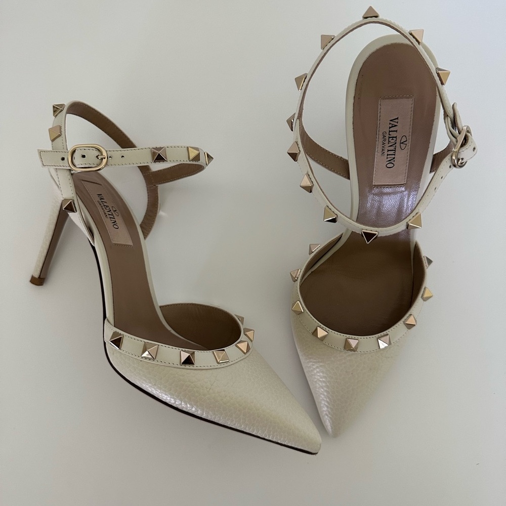 SOLD Valentino Garavani rockstud leather sling backs